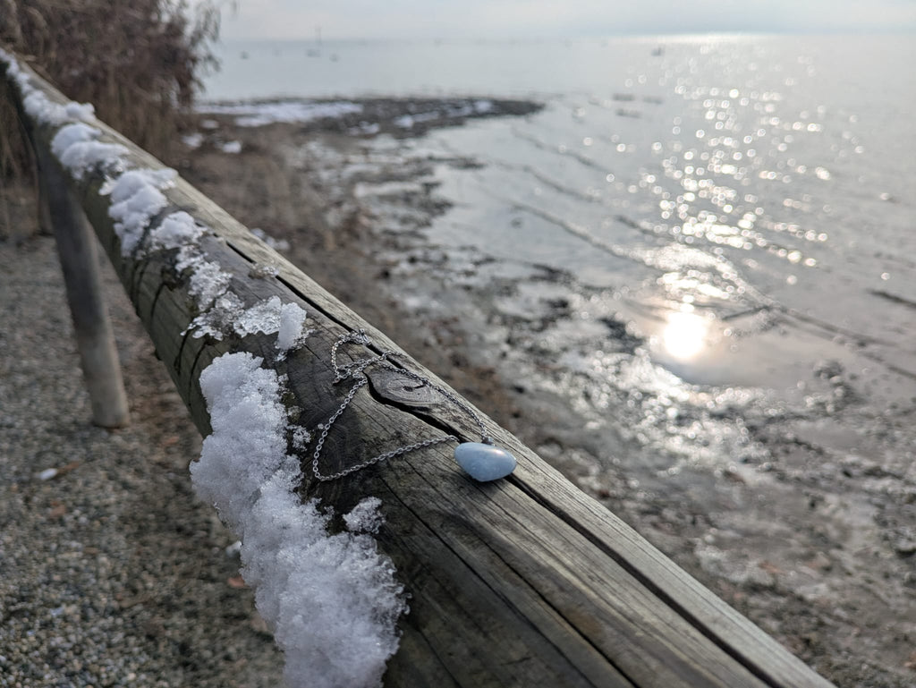 Chalcedon - Kette mit Herzanhänger