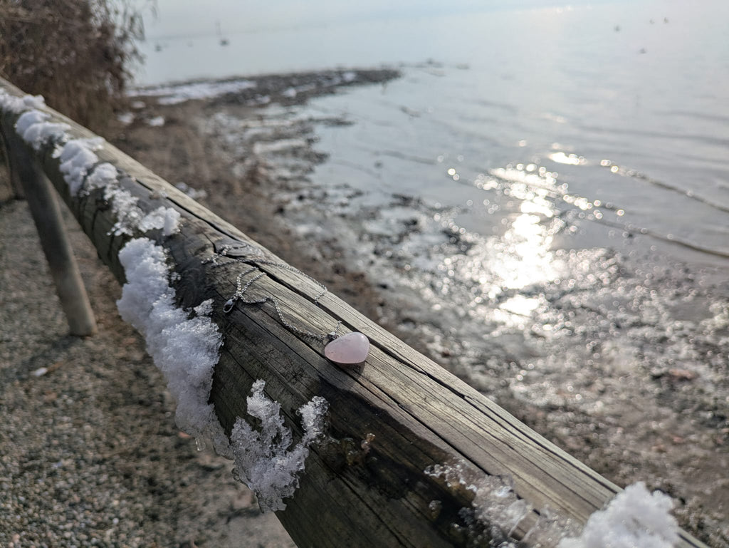 Rosenquarz - Kette mit Herzanhänger